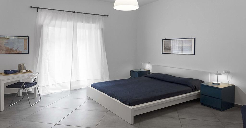 Bed & Breakfast Nilo32 เนเปิลส์ ภายนอก รูปภาพ