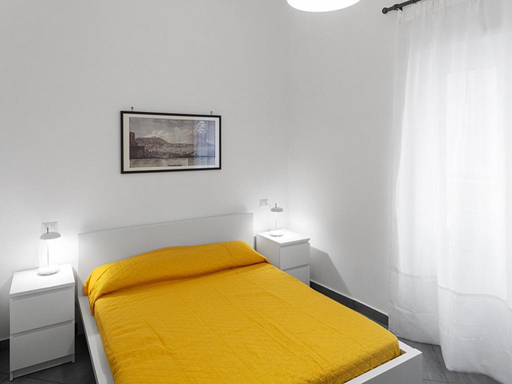 Bed & Breakfast Nilo32 เนเปิลส์ ภายนอก รูปภาพ
